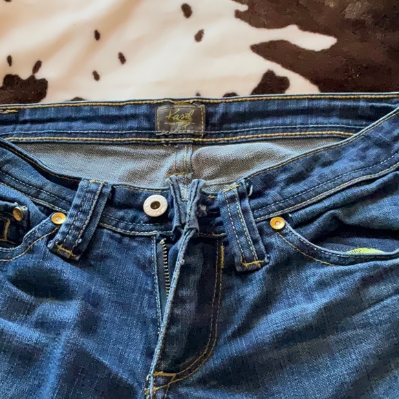 Jeans - Picture 3 of 3